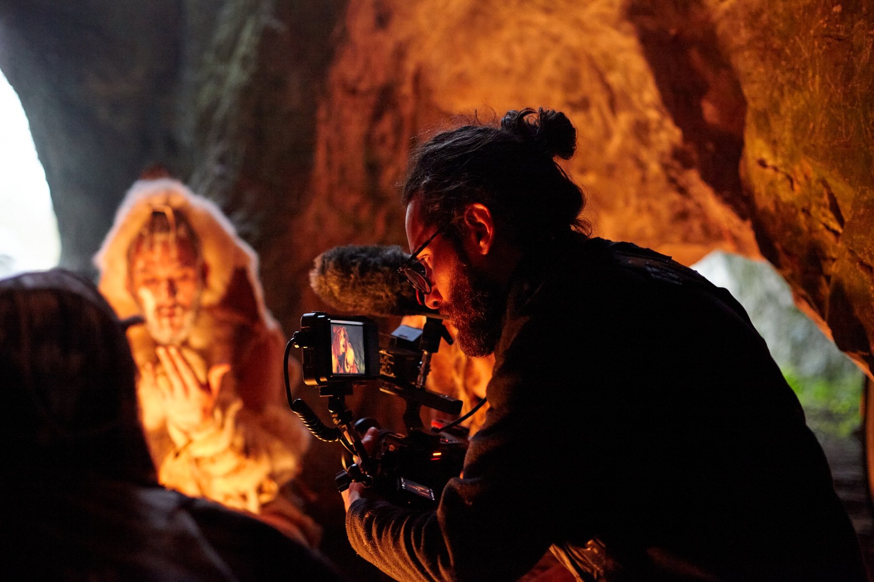 Tournage du Premier moi avec caméra en grotte
